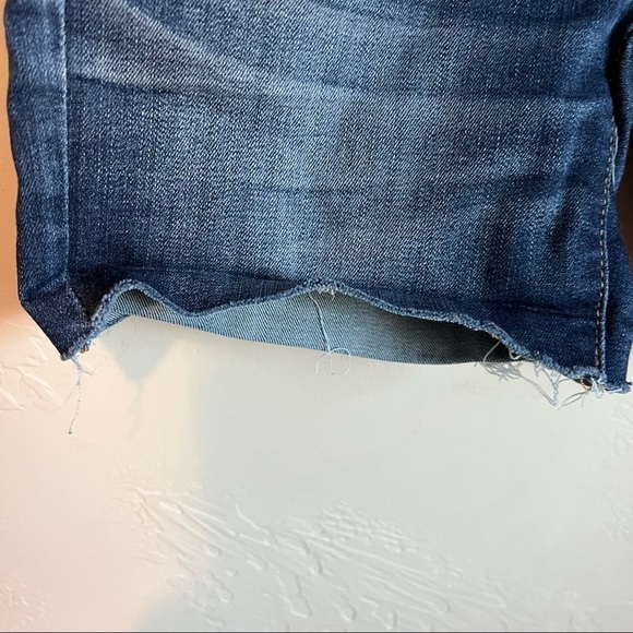 AEO MIDI Dark Wash Raw Hem Denim Shorts - Picture 5 of 9